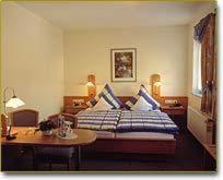 Hotel Zur Krone Birresborn Екстер'єр фото